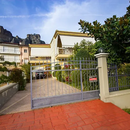 アパート Koumaries Meteora